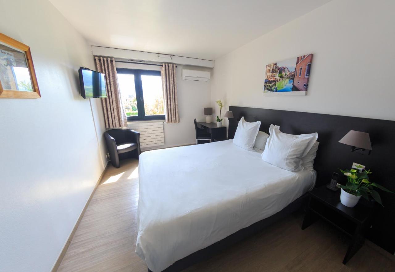 Logis Hotel Annecy Nord / Argonay Bagian luar foto