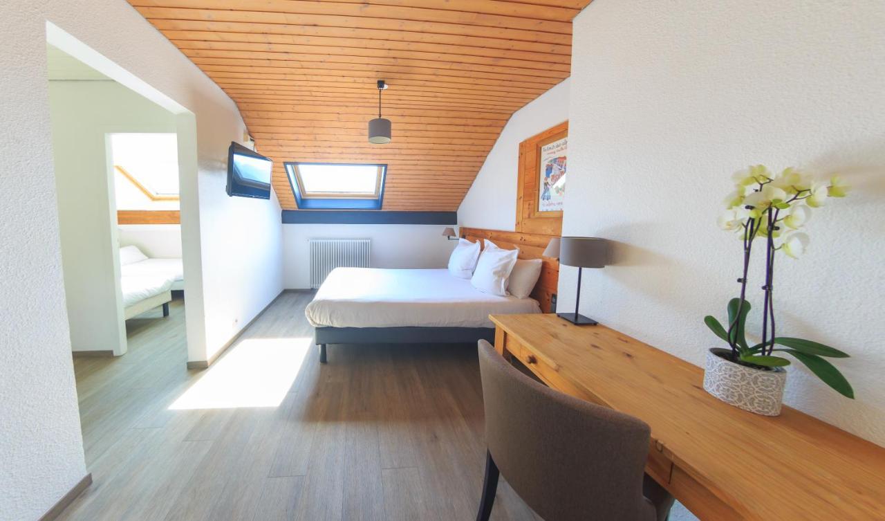 Logis Hotel Annecy Nord / Argonay Bagian luar foto