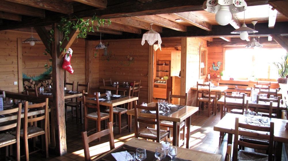 Logis Hotel Annecy Nord / Argonay Bagian luar foto